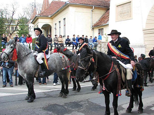 Junii Brasovului 2012