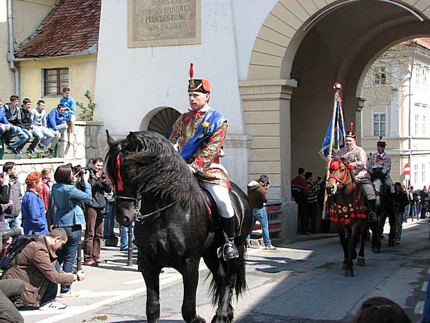 Junii Brasovului 2012