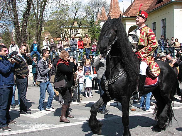 Junii Brasovului 2012