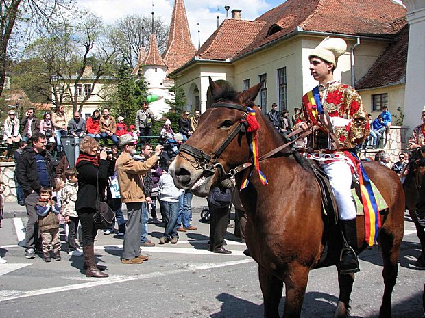 Junii Brasovului 2012